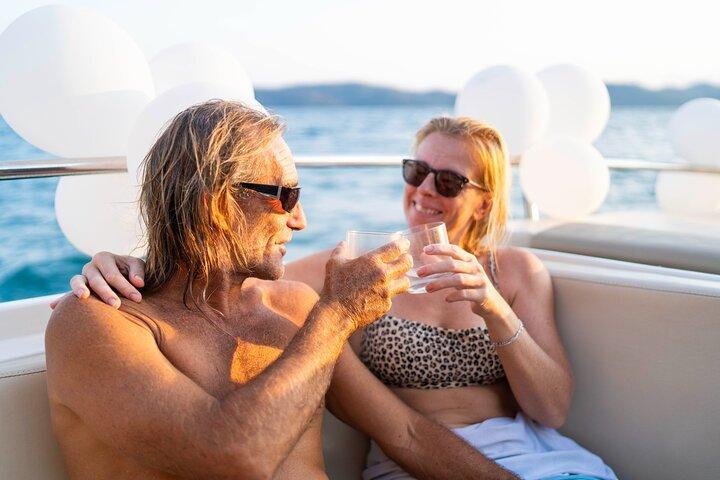 Tortuga Island Snorkeling Boat Tour from Santa Teresa Costa Rica