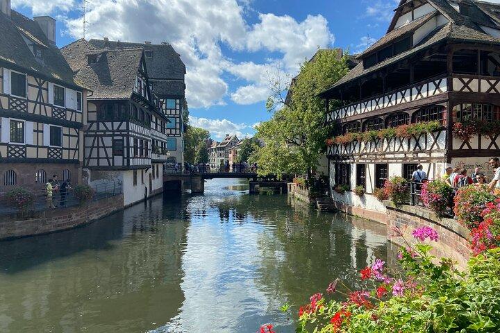 Churches, Printers and World War 2 tour of Strasbourg with an app