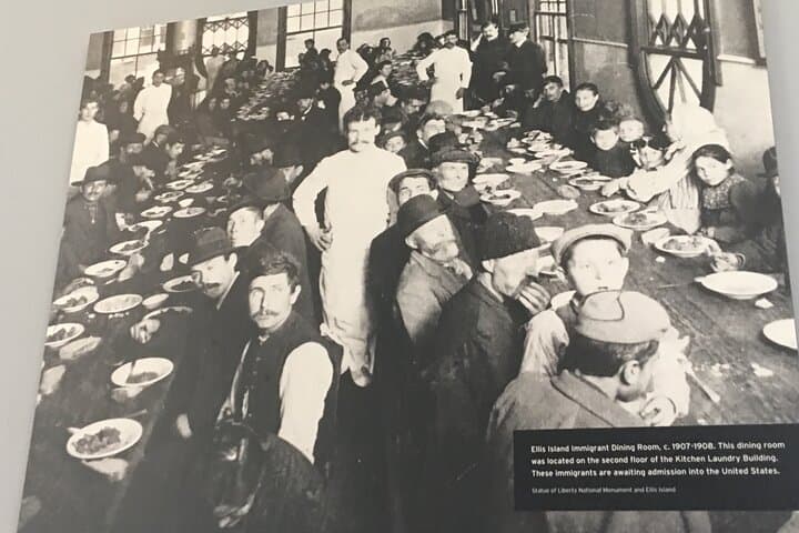 NYC Mafia and Ghost Tour to Ellis Island and Statue of Liberty