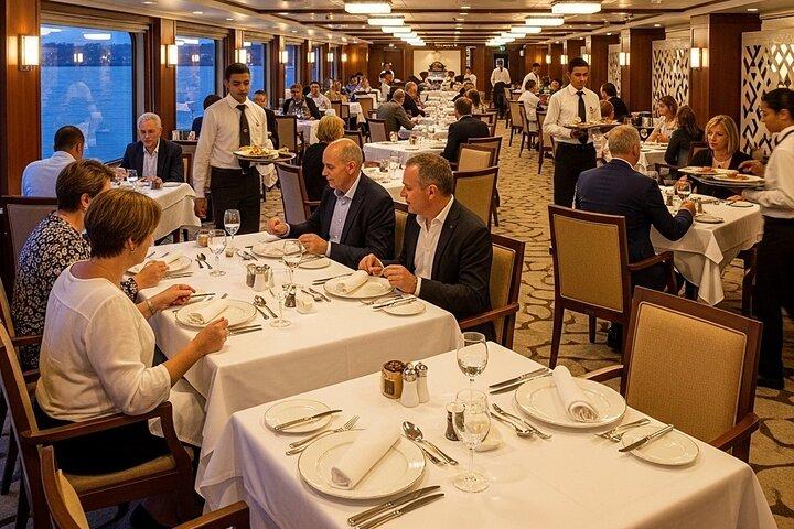 Full Package 5 Days Private Nile Cruise Luxor and Asawn