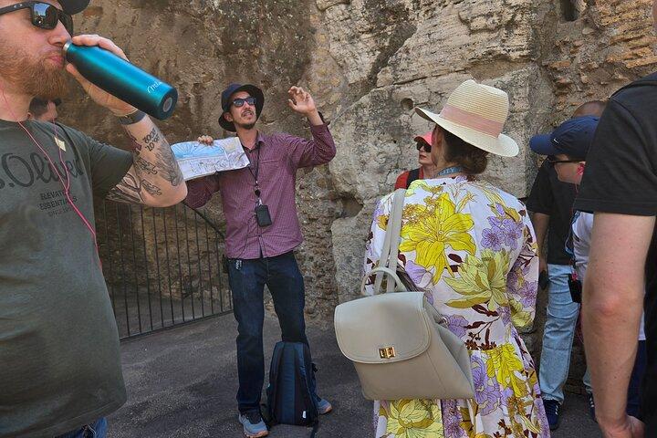Express Colosseum Tour: Explore Ancient Rome Icon