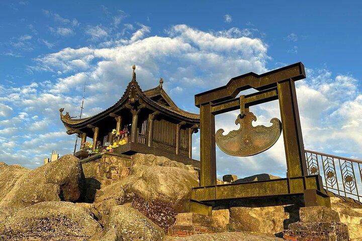 Hanoi: Spiritual Exploration of Yen Tu Mountain Private Tour