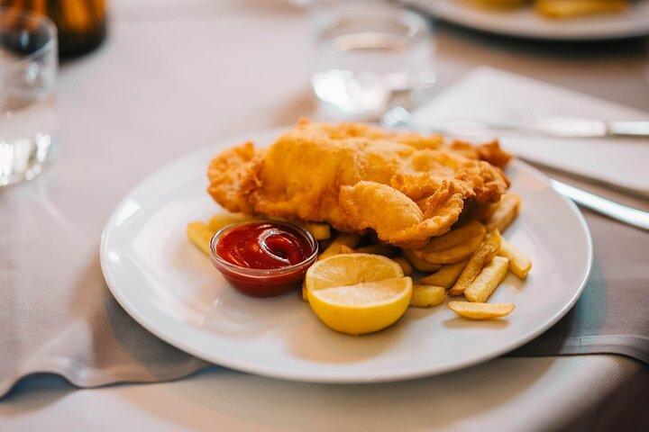 Vienna Nightlife Experience: Food, Wine, Cocktails & Vibes