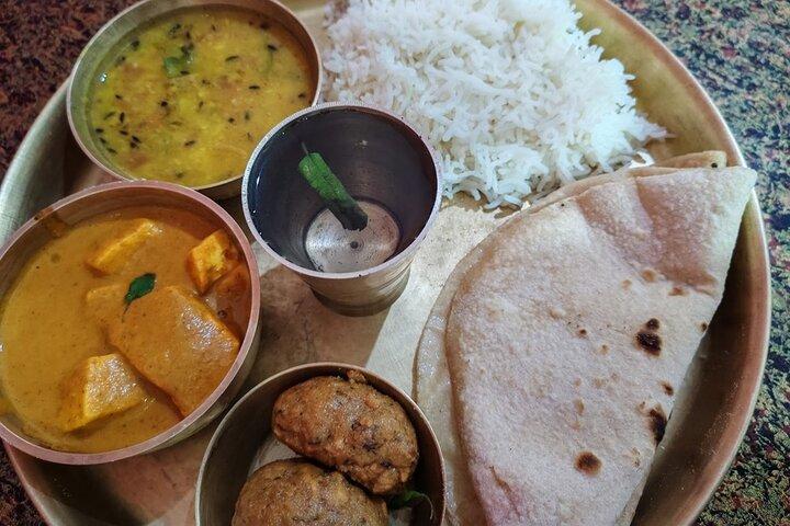 Rishikesh: Sattvic Ayurvedic Cooking Class – Cook & Dine