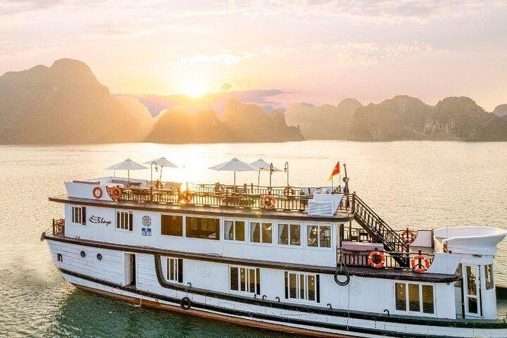 Lan Ha Bay 3 Days 2 Nights Adventure with Private Cruise