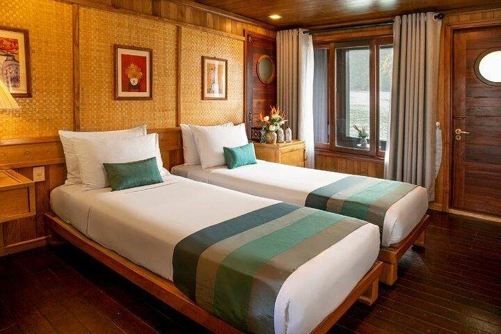 Lan Ha Bay 3 Days 2 Nights Adventure with Private Cruise