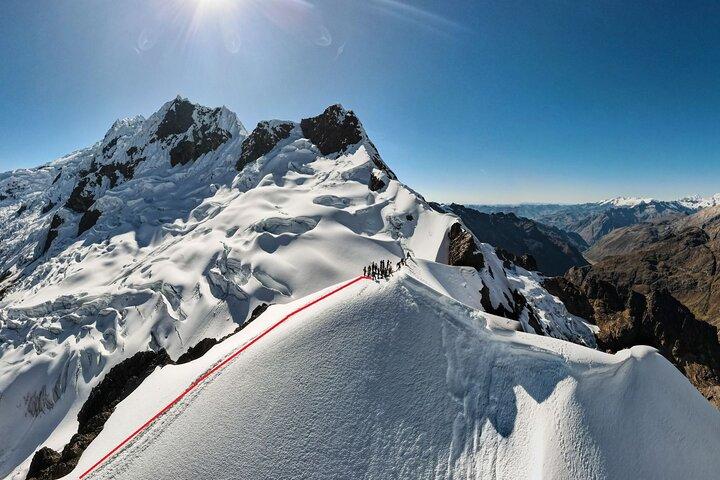 1Day-Full day Tour in Nevado Mateo Summit Cordillera Blanca