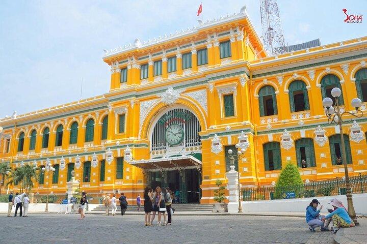 Ho Chi Minh City Tour: Top Highlights Tour by Car with Pickup
