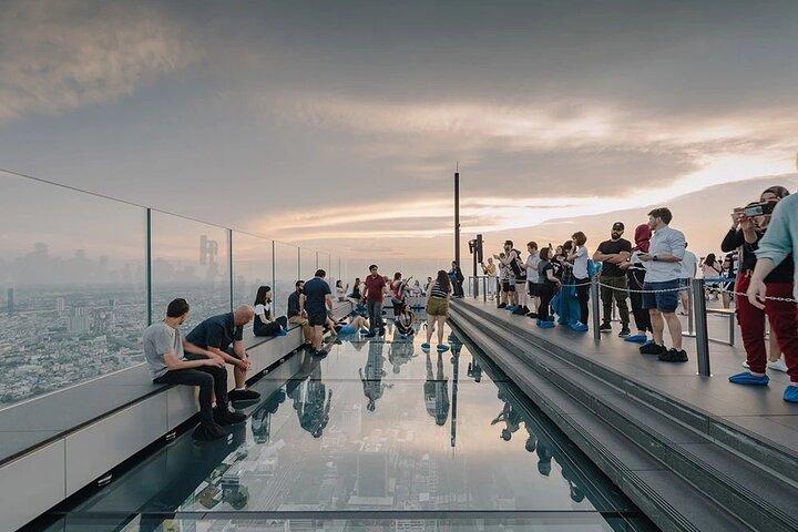 Mahanakhon SkyWalk with SkyVerse Rooftop Access