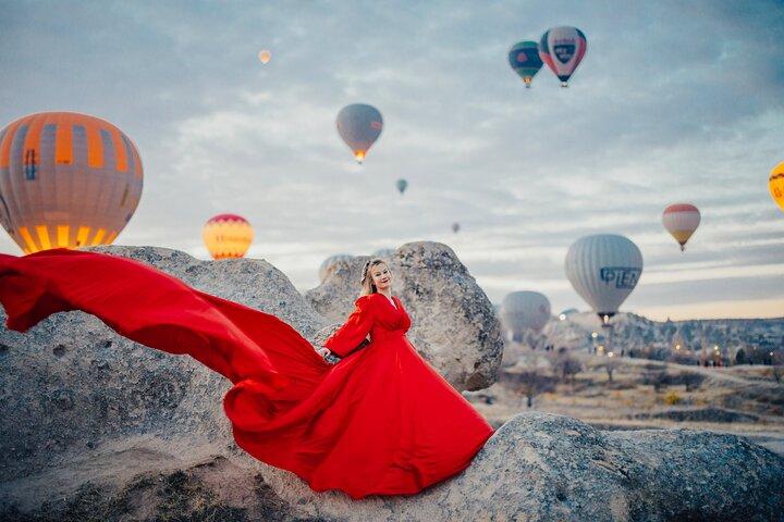 Cappadocia Photoshoot with Flying Dress & Instagram Reels