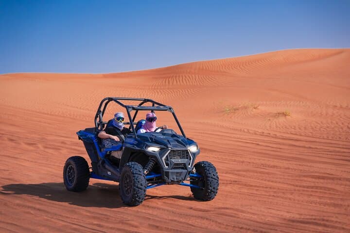 Premium Dubai Buggy Tour in Red Sands and Desert Safari