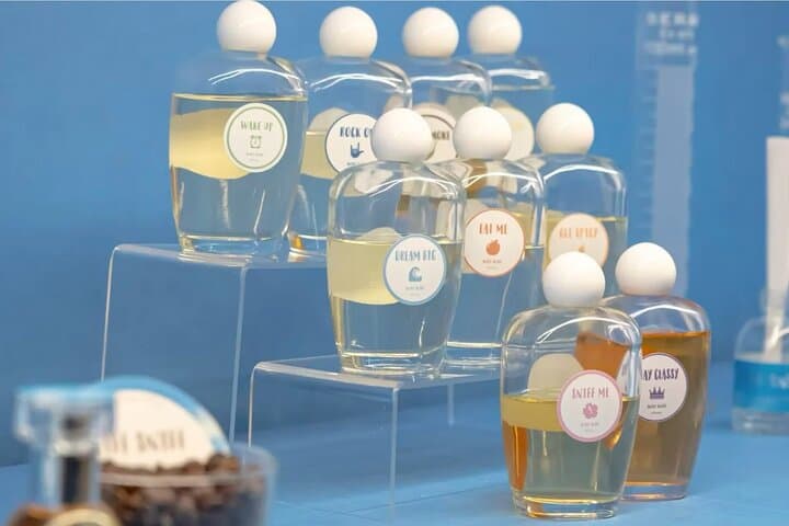 Create a Personalized Perfume in Milan with a Master Perfumer