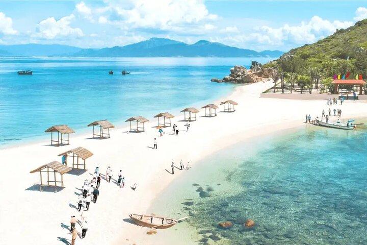 Island Adventure Tour Snorkeling and Mud Bath in Nha Trang