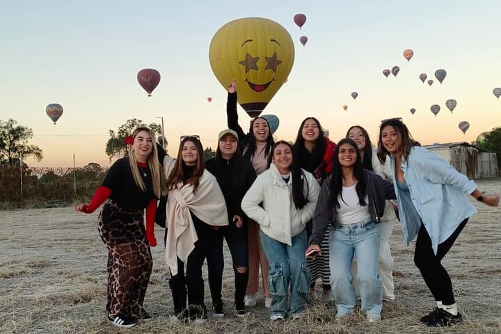 Group flying is cheaper... Flights in Balloon