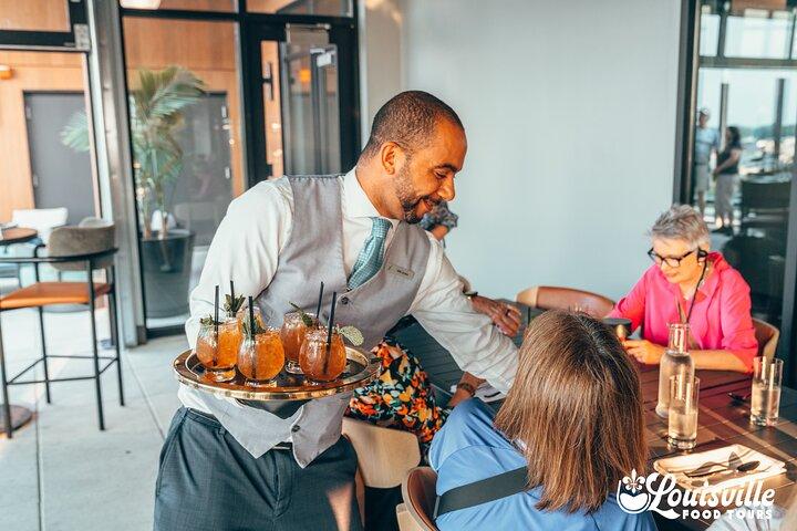 Private Louisville Food Tour with Food Tastings, Drinks & History