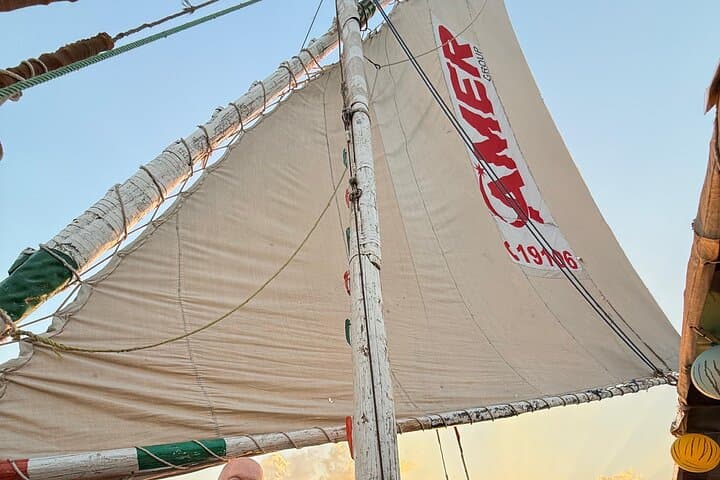 Giza Pyramids & Private Felucca on the Nile – VIP Experience