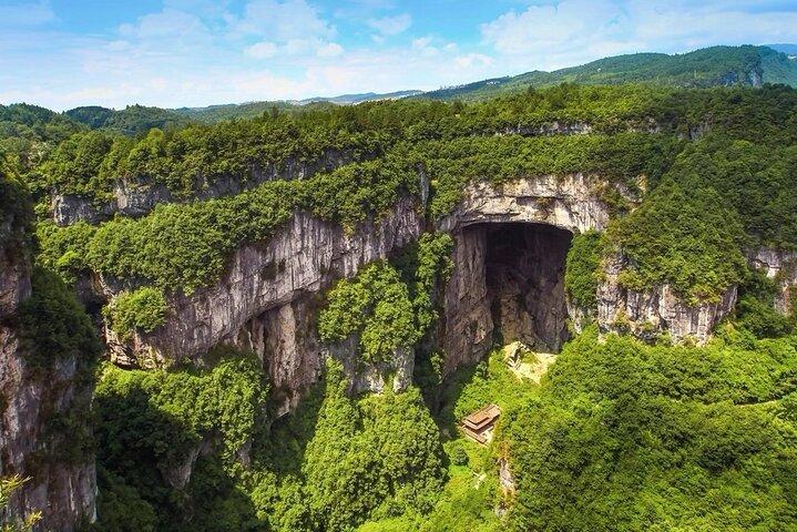 Chongqing Wulong Private Day Tour:Three Bridges&Longshuixia Gorge