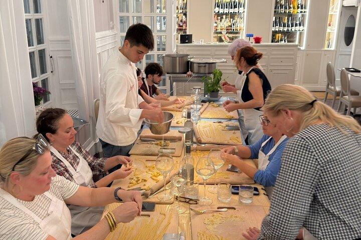 Fettuccine, Ravioli & Tiramisu Cooking Class in Rome