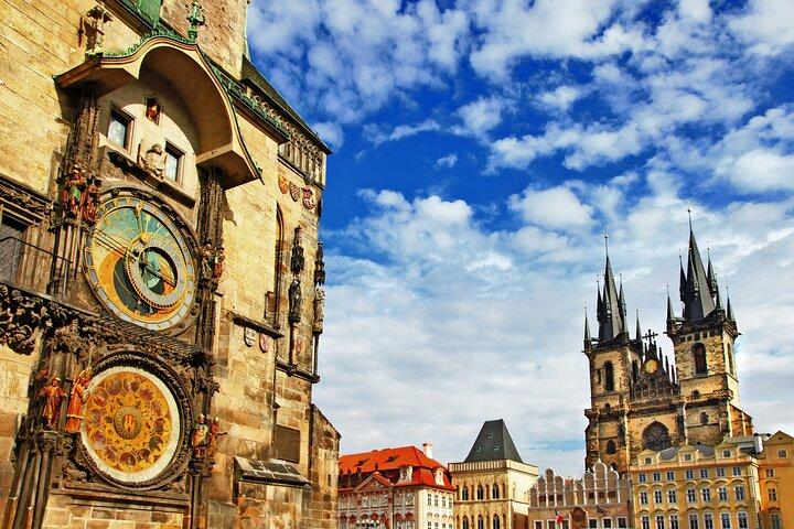 Vienna to Prague - Private Transfer with 2 hours of Sightseeing