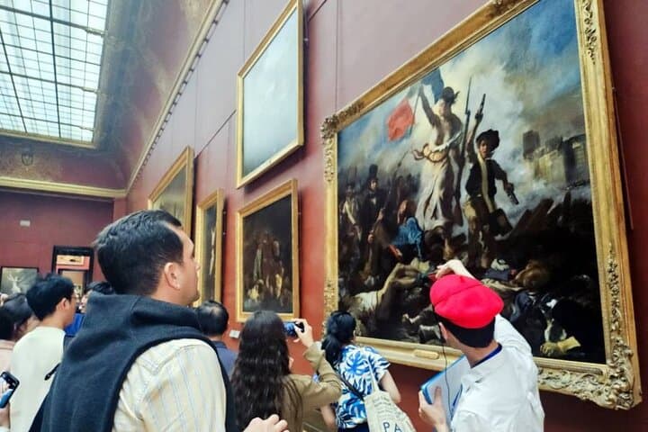 Louvre Museum Exclusive Private Guided Tour