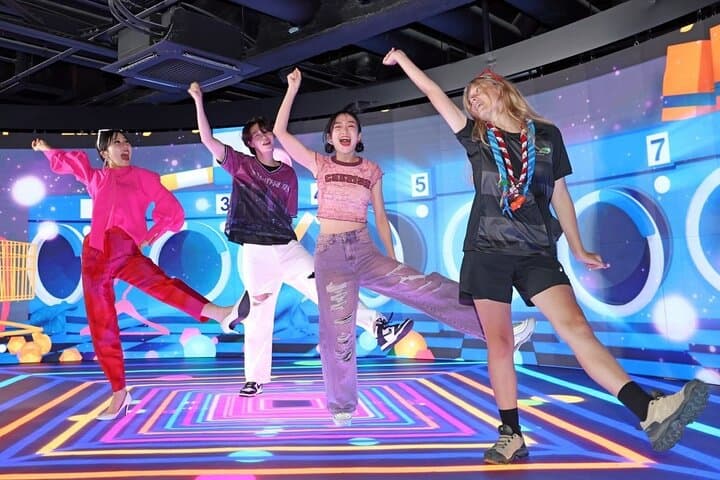 K-POP Fan Tour in Seoul: Inside Agency & Iconic Landmarks