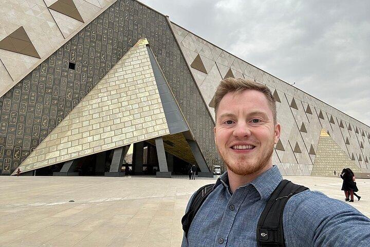Cairo 8 Hour Private Tour of Pyramids & Grand Egyptian Museum