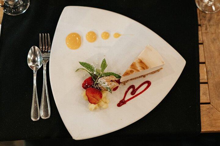 5-course Progressive Dinner on Grande-Allée and History Tour