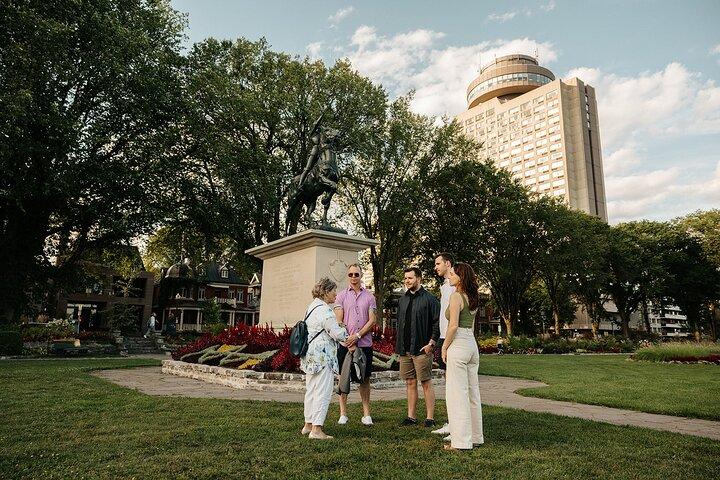 5-course Progressive Dinner on Grande-Allée and History Tour