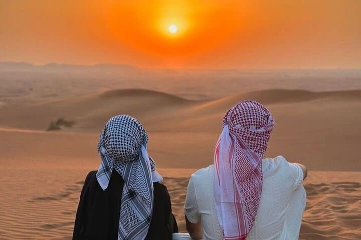 Dubai Evening Desert Safari: 4x4 Pickup + BBQ + Shows