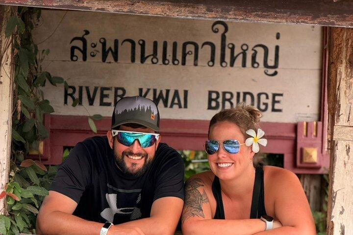 From Bangkok : Kanchanaburi Tour with Floating market Visit