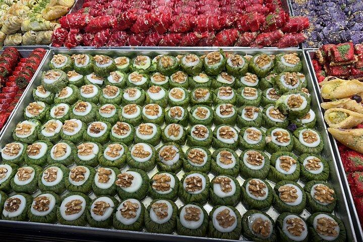 Jerusalem: Mahane Yehuda Jewish Market Food Tasting Tour