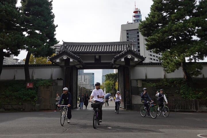 Tokyo Private Bike Tour by Harajuku Bike Shop – 3 Hours