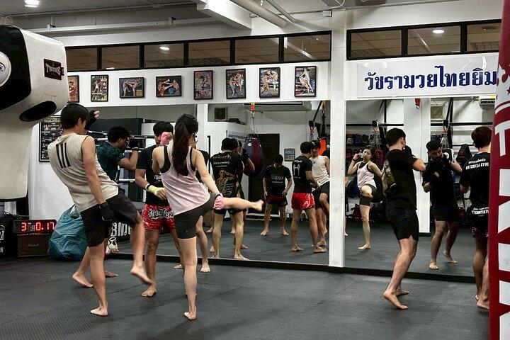 Private Muay Thai Class at Watchara Muaythai Gym in Bangkok