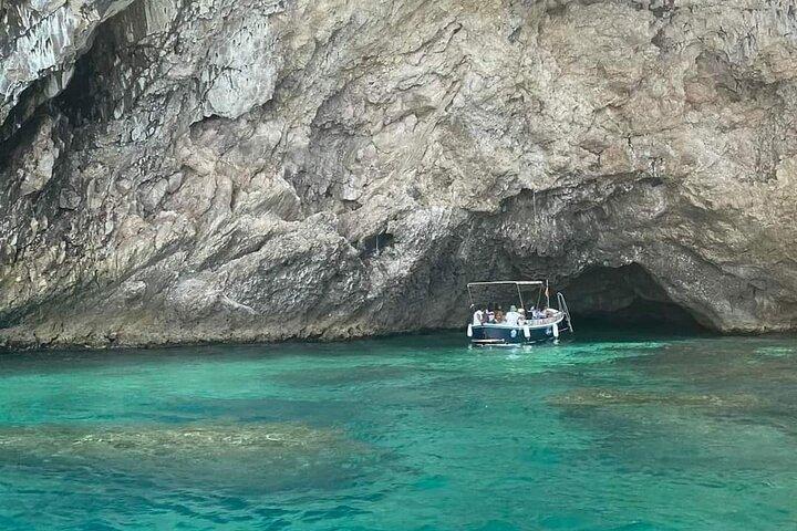Taormina and Isola Bella Boat Tour from Messina cannoli and granite