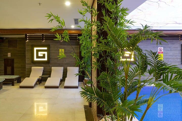 Istanbul: Private Turkish Bath, Foam, Massage, Pool in Taksim