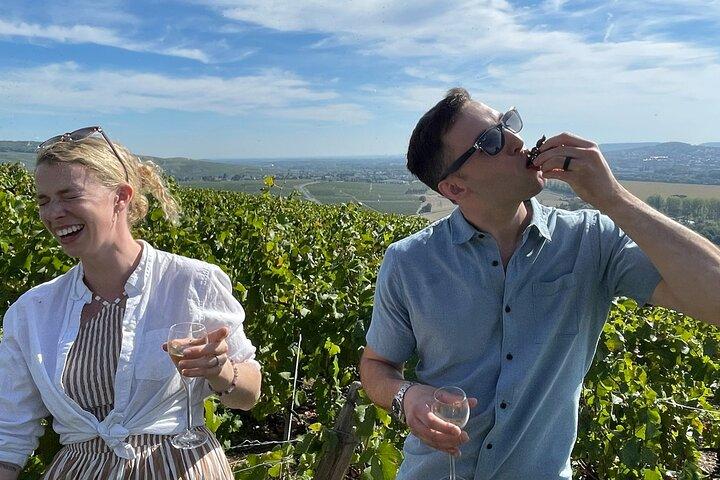 Épernay and Champagne Open-Top Bus Tour with 3 Tastings