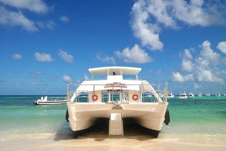 Punta Cana: Catamaran Tour, Reef Snorkeling and Unlimited Drinks!