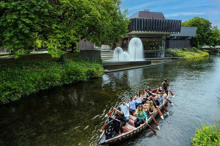 Māori Waka Experience in Christchurch - 75 minutes