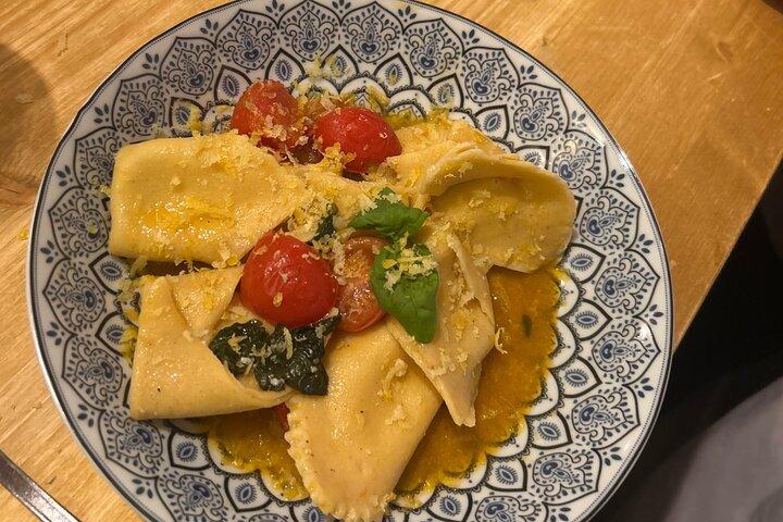 Florence Pasta Cooking Class with Unlimited Wine