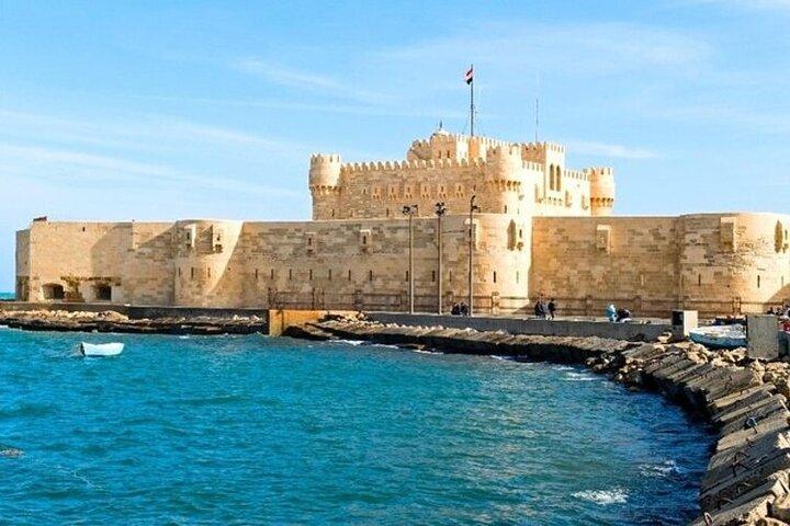 Alexandria Day Tour from Cairo – Catacombs, Citadel & Library