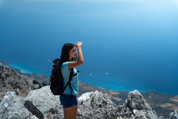 Kefalonia: 4x4 Mount Ainos & Omala Valley Premium Van Adventure