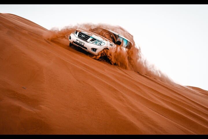Dubai: Morning Desert Safari With Camel Farm Visit & Refreshment