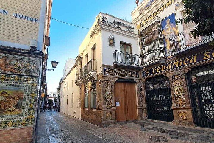 Tapas in Triana: Authentic Food & Culture Tour in Seville