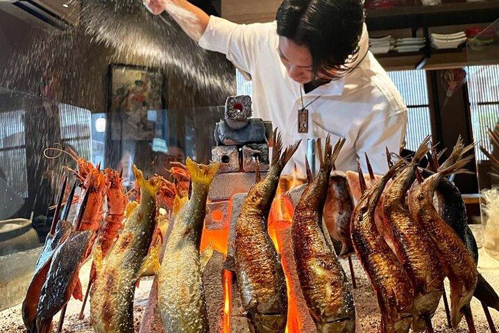 Fukuoka Night Tour: Guided Yatai, Local Izakaya & River Cruise
