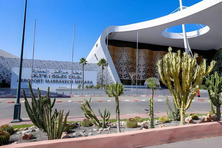 Luxury Private Transfer from Marrakech Airport to Your Hotel