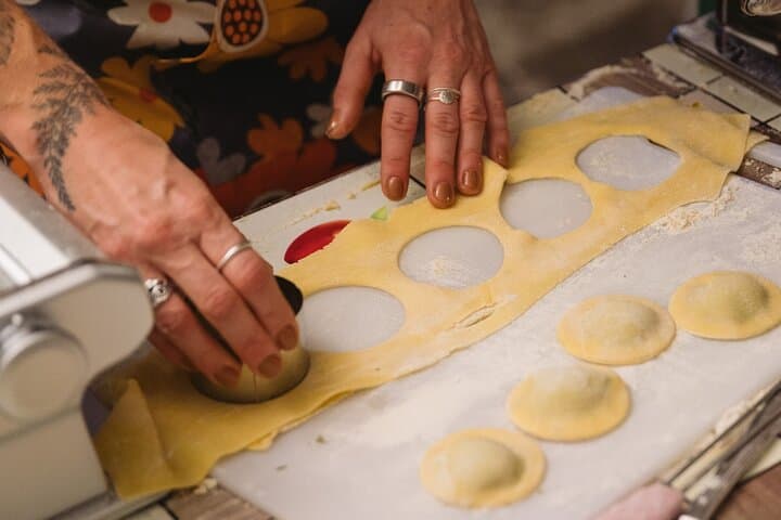 Milan: Pasta and Tiramisu Small Group Cooking Class with Wine