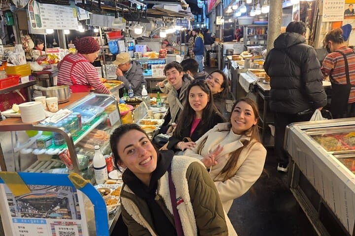 Seoul Dongmyo Flea and Gwangjang Market Tour