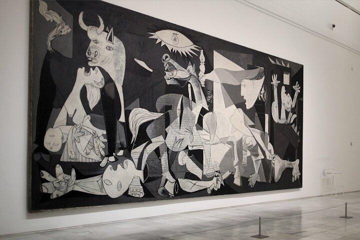 Private VIP: Madrid Reina Sofia Museum, Guernica and Picasso tour