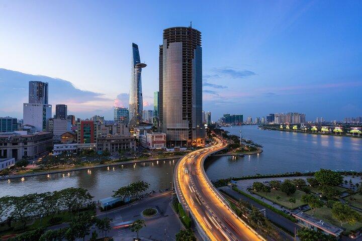 Private Tour of Ho Chi Minh City’s Nighttime Icons
