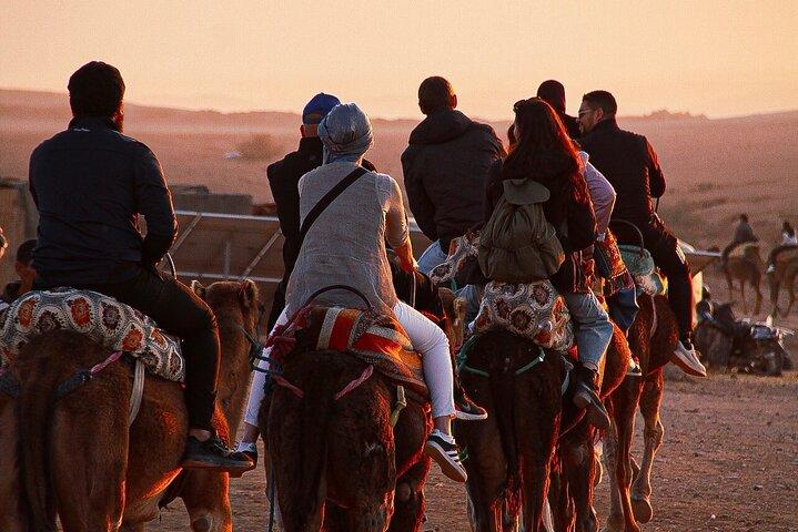 Marrakech: Agafay Desert Quad Biking & Camel RIDE & Dinner & Show